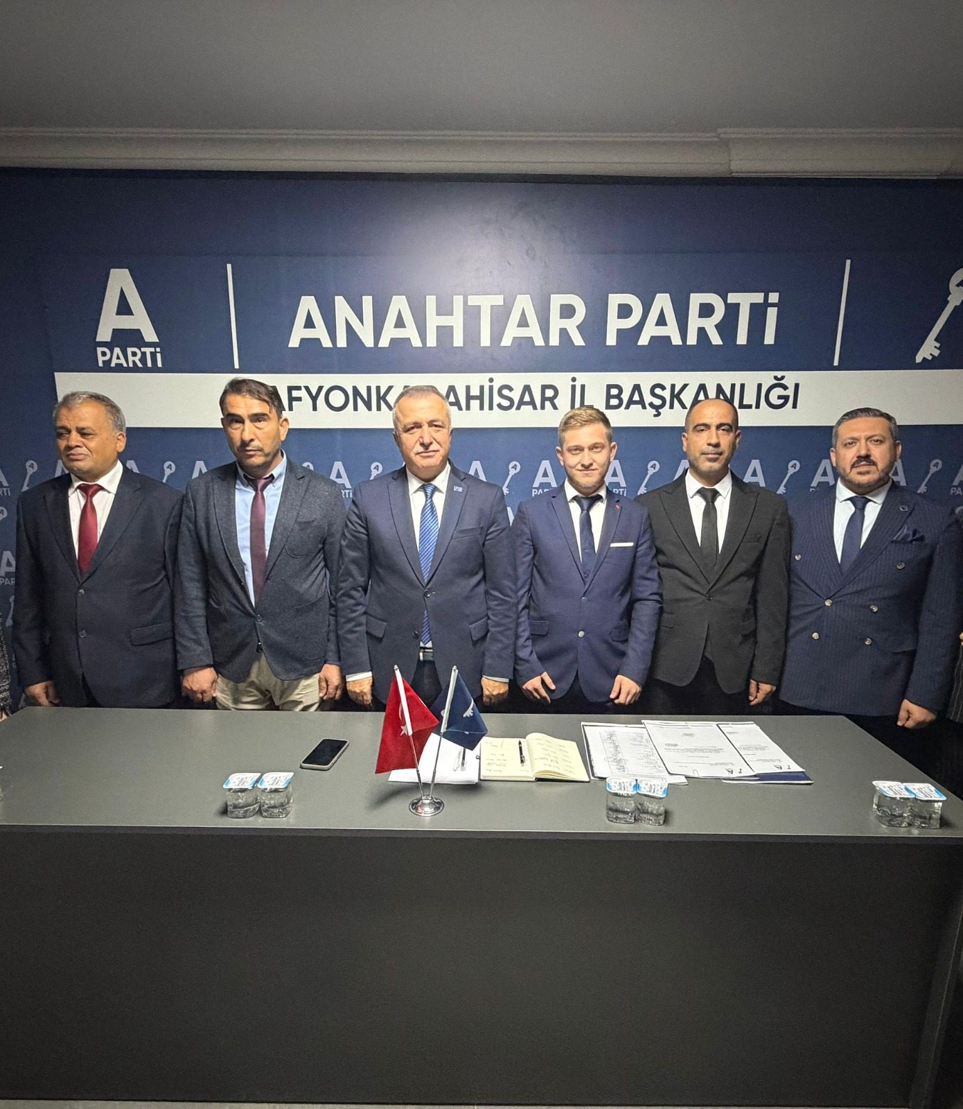 ANAHTAR PARTİ AFYONKARAHİSAR İL BAŞKANLIĞI’NDA TEŞKİLATLANMA ÇALIŞMALARI GÜÇLENEREK DEVAM EDİYOR
